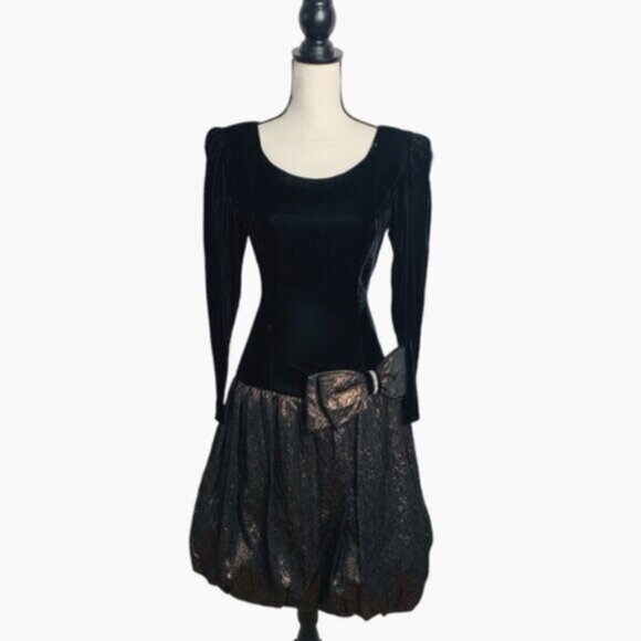 Rimini Black Vintage Velvet and Metallic Bubble Skirt Dress - Picture 6 of 16